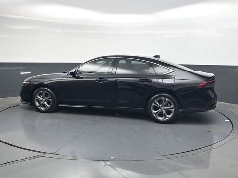 Certified 2023 Honda Accord EX image 7