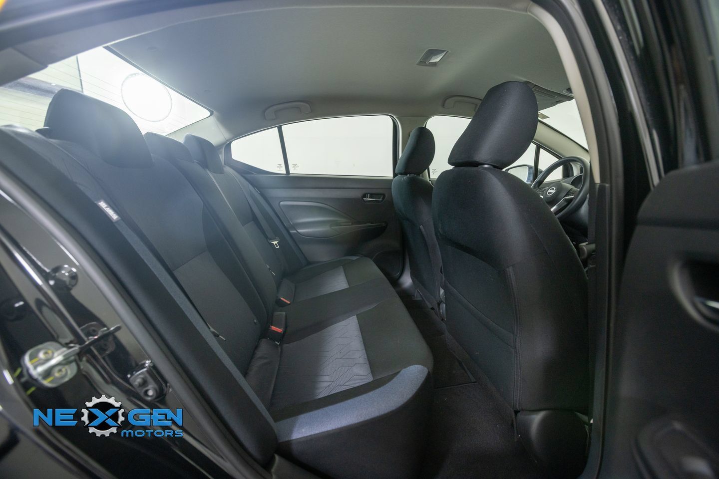 Used 2025 Nissan Versa SV w/ Trunk Package FWD image 38