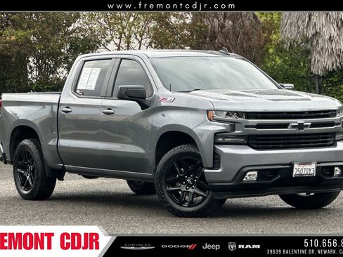 Used 2022 Chevrolet Silverado 1500 RST image 1