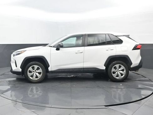 Used 2023 Toyota RAV4 LE FWD image 7