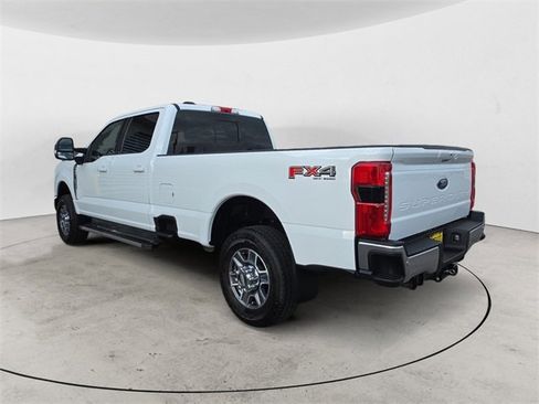Certified 2023 Ford F350 Lariat image 3