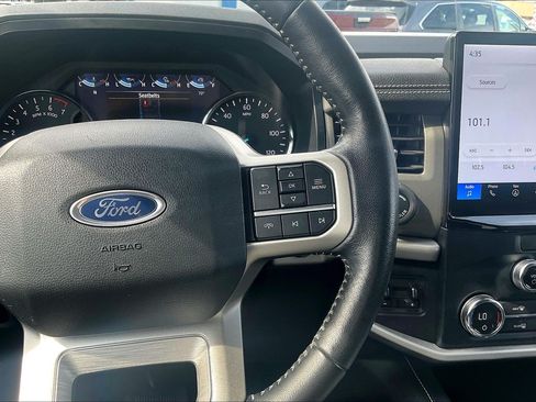 Certified 2023 Ford Expedition XLT AWD/4WD image 18