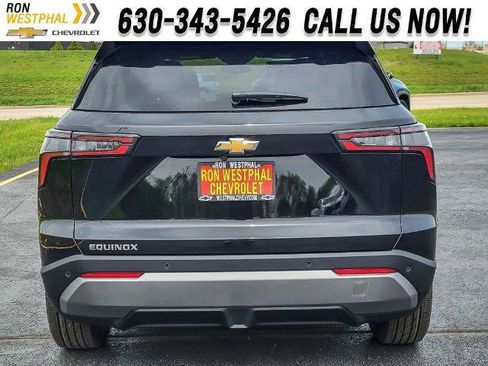 New 2026 Chevrolet Equinox LT image 5