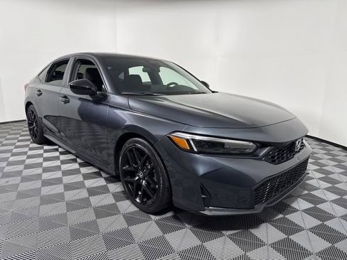 Used 2025 Honda Civic Sport image 10