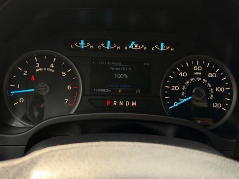 Used 2019 Ford F150 XLT w/ Equipment Group 302A Luxury AWD/4WD image 39