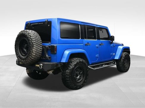 Used 2014 Jeep Wrangler Unlimited Sahara AWD/4WD image 5