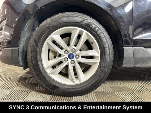 Used 2018 Ford Edge SEL w/ Equipment Group 201A image 8