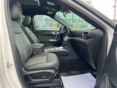 Used 2023 Ford Explorer Timberline image 32