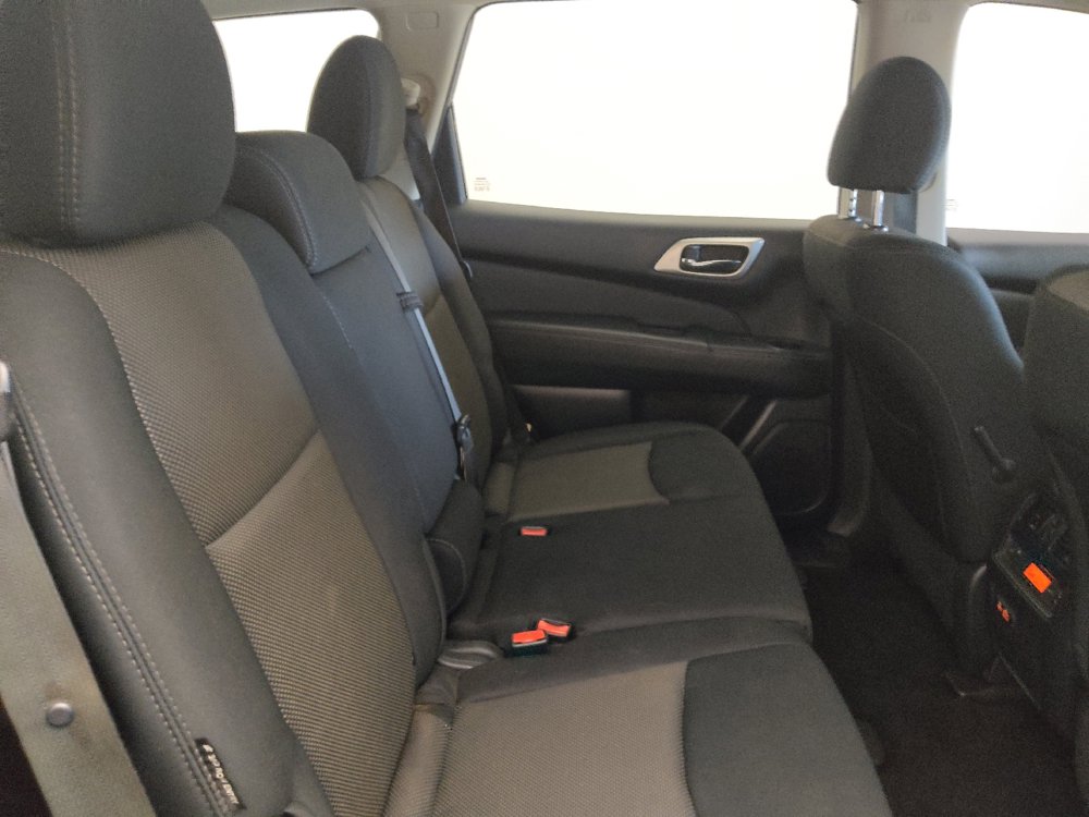 Used 2019 Nissan Pathfinder SV FWD image 19