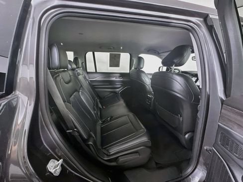 Used 2022 Jeep Grand Cherokee L Limited AWD/4WD image 31
