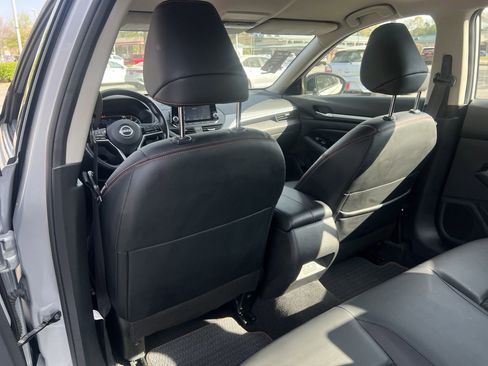 Used 2024 Nissan Altima 2.5 SR image 16