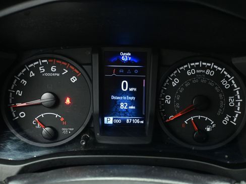 Used 2021 Toyota Tacoma SR image 22