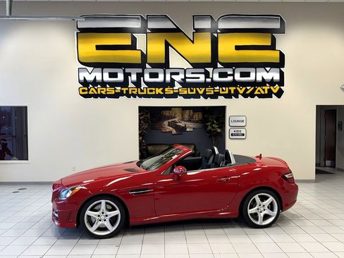 Used 2013 Mercedes-Benz SLK 250 w/ Premium I Pkg image 6