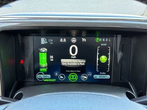 Used 2014 Chevrolet Volt Premium w/ Premium Trim Package image 20