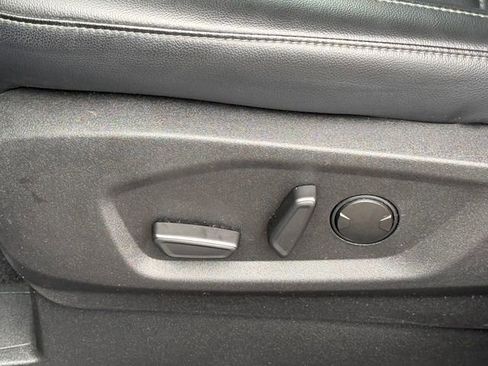 Certified 2023 Ford Edge SEL w/ Convenience Package image 7