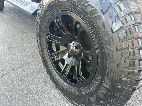 Used 2020 Jeep Wrangler Unlimited Sport image 9