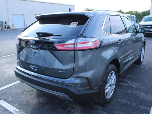 Certified 2023 Ford Edge ST-Line AWD/4WD image 6