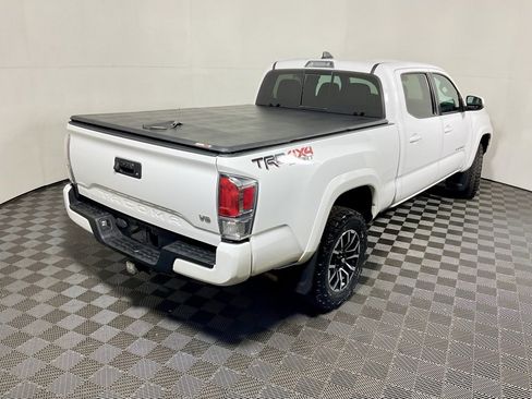 Used 2020 Toyota Tacoma TRD Sport image 16