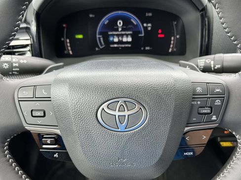 New 2026 Toyota Camry SE FWD image 27