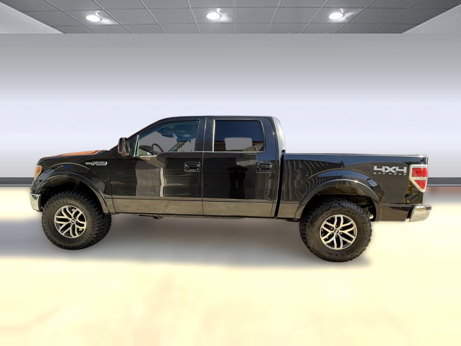 Used 2013 Ford F150 Lariat w/ Mid Equipment Group AWD/4WD image 2