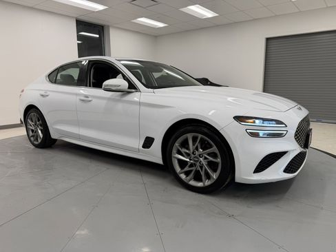 Used 2022 Genesis G70 2.0T image 58