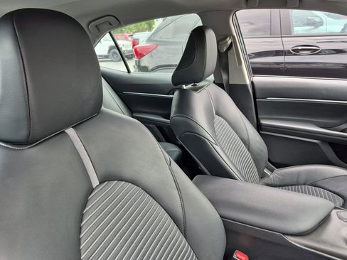 Used 2024 Toyota Camry SE FWD image 30