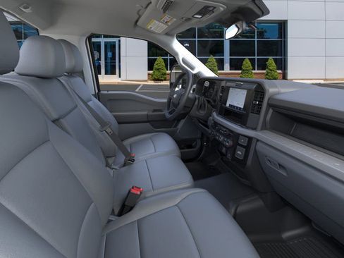 New 2025 Ford F550 4x4 Regular Cab Super Duty w/ XL Chrome Package image 11