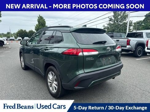 Certified 2022 Toyota Corolla Cross LE w/ Moonroof Package AWD/4WD image 6