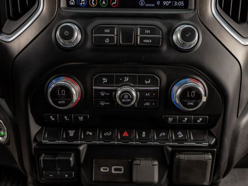 Used 2022 GMC Sierra 2500 AT4 w/ AT4 Preferred Package image 27