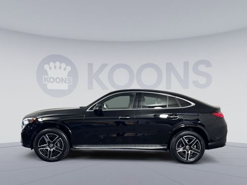 Used 2024 Mercedes-Benz GLC 300 4MATIC image 2