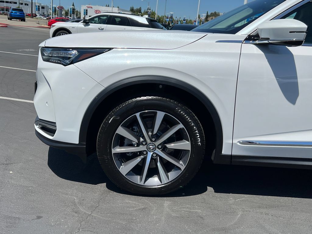 Used 2026 Acura MDX w/ Technology Package AWD/4WD image 5