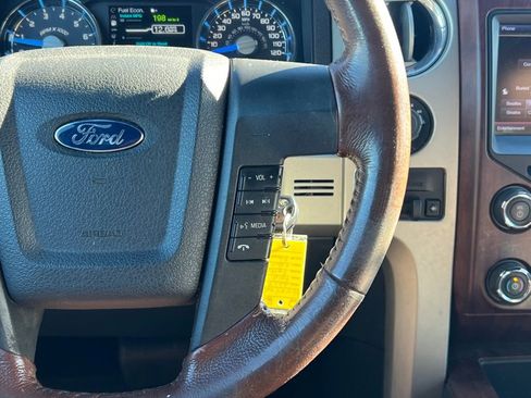 Used 2013 Ford F150 King Ranch w/ King Ranch Chrome Pkg image 19