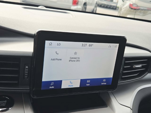 Used 2024 Ford Explorer XLT AWD/4WD image 23