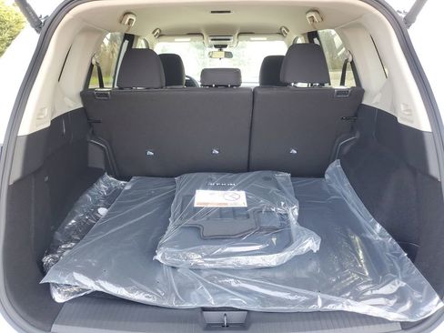 New 2026 Nissan Rogue SV image 7