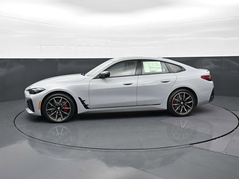 New 2026 BMW i4 eDrive40 w/ M Sport Package RWD image 8