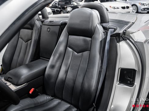 Used 2004 Cadillac XLR image 17