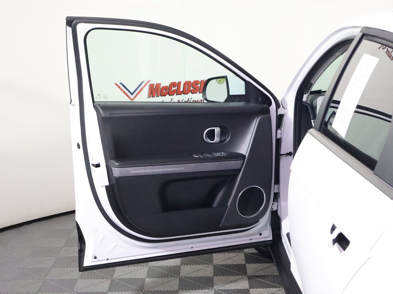 Used 2023 Hyundai Ioniq 5 SEL AWD/4WD image 23