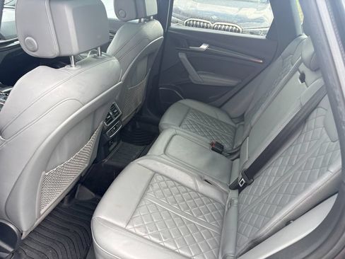 Used 2018 Audi SQ5 Premium Plus w/ Navigation Package AWD/4WD image 10