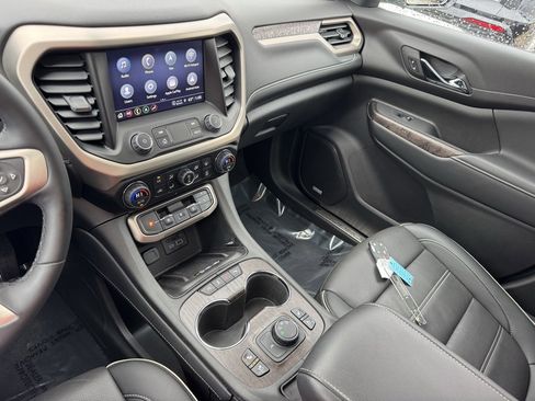Used 2023 GMC Acadia Denali image 33