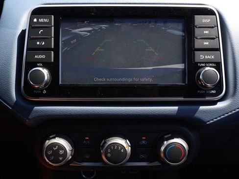 New 2025 Nissan Versa 1.6 SV w/ Trunk Package image 29