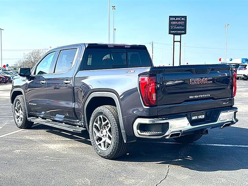 Used 2022 GMC Sierra 1500 SLT image 6