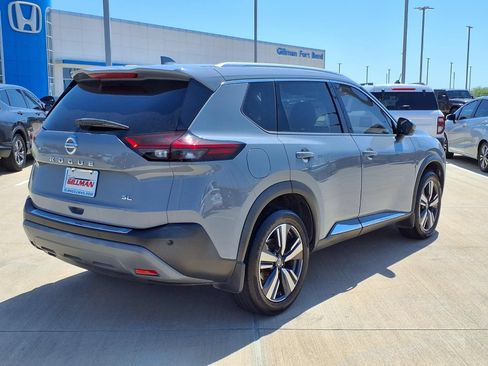 Used 2021 Nissan Rogue SL FWD image 7
