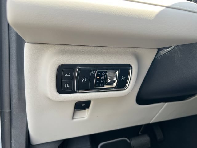 New 2026 Lincoln Nautilus Reserve AWD/4WD image 31