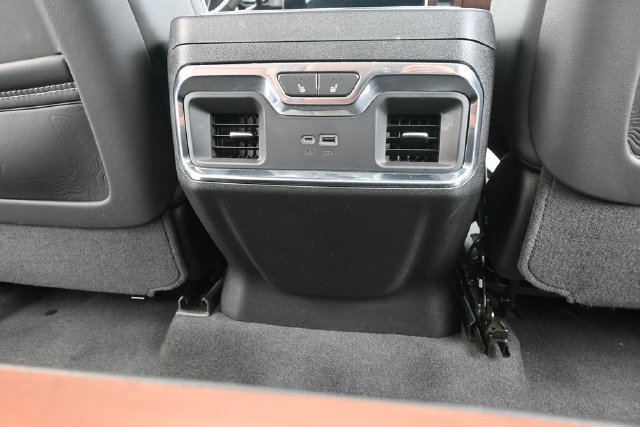 Used 2025 GMC Sierra 2500 Denali Ultimate AWD/4WD image 35