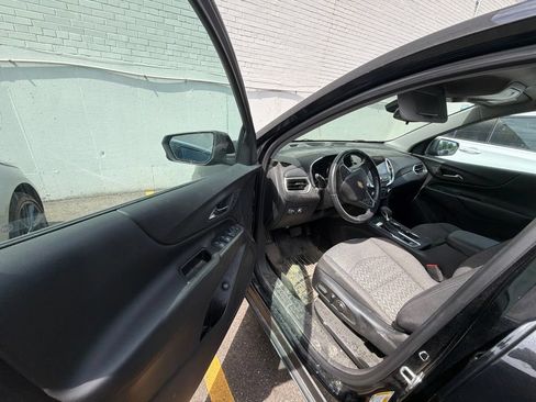 Used 2022 Chevrolet Equinox LT AWD/4WD image 8