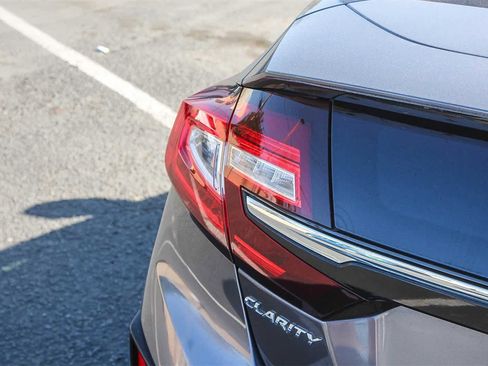 Used 2019 Honda Clarity Touring image 8