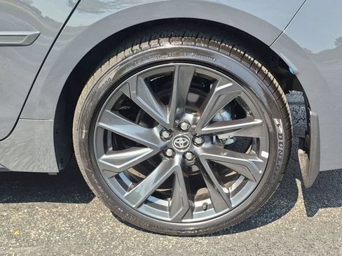 Certified 2025 Toyota Corolla SE w/ SE Premium Package FWD image 8