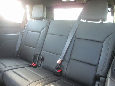 Certified 2021 Chevrolet Tahoe Z71 w/ Luxury Package image 22