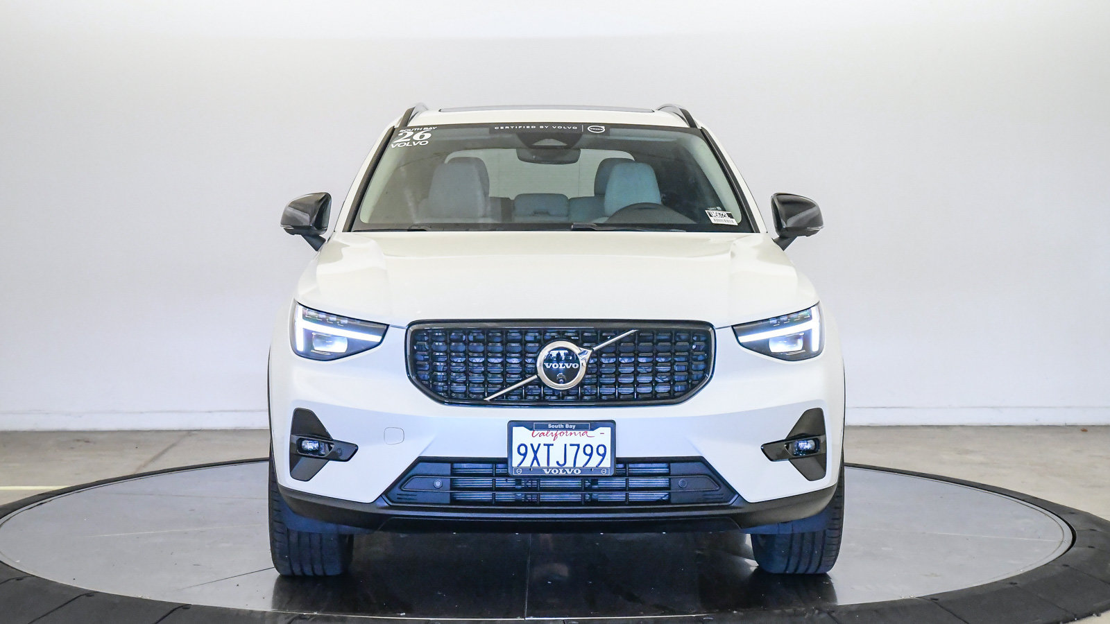 Used 2026 Volvo XC40 B5 Plus w/ Protection Package Premier AWD/4WD image 7