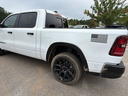 New 2026 RAM 1500 Laramie AWD/4WD image 10
